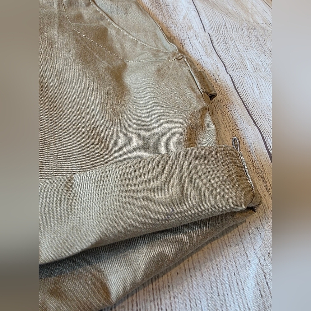 Boston Traders Women's Size 10 Tan Casual Shorts Roll Tab New w/ Tags - Picture 10 of 12